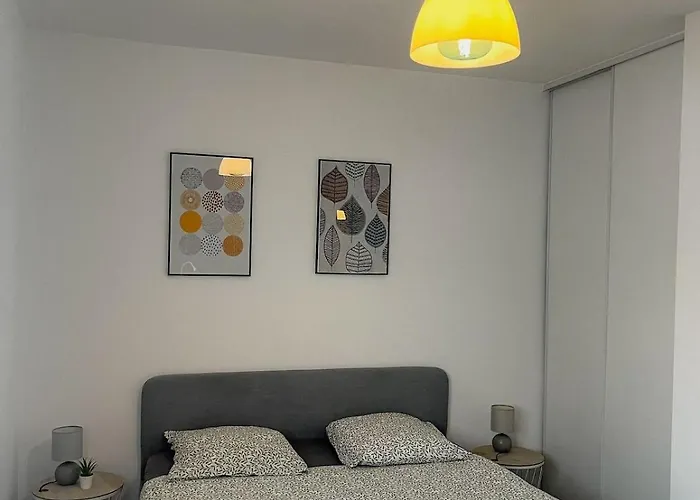 T3 Spacieux Et Lumineux Proche Bordeaux, Parking Gratuit